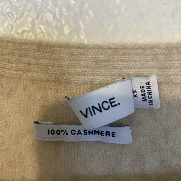 VINCE 100% Cashmere Beige Boat Neck Sweater Size XS Oversized - Picture 4 of 7